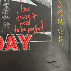 VARE ALL DAY All Day Graphic Tee