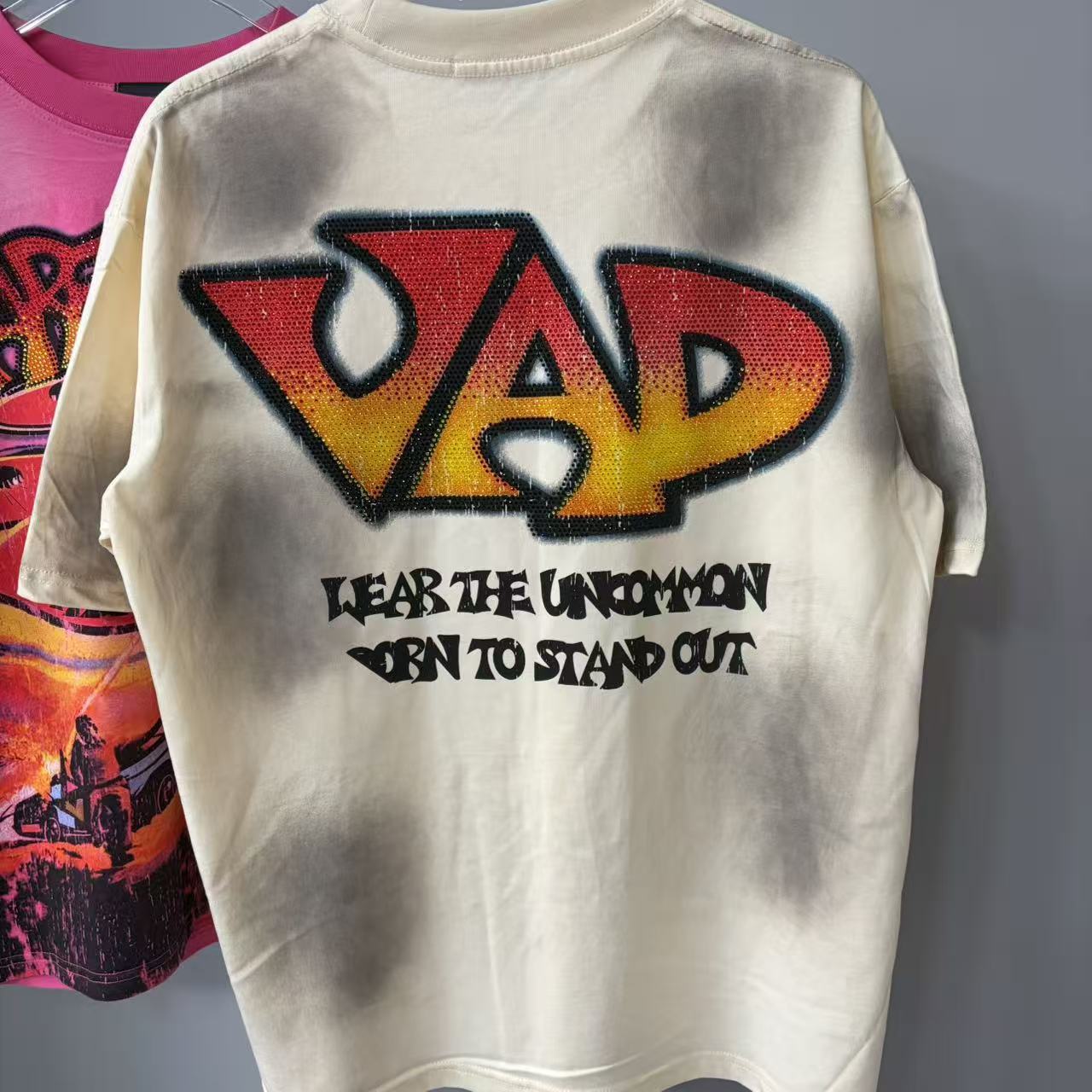 VARE ALL DAY Orange Graphic Tee