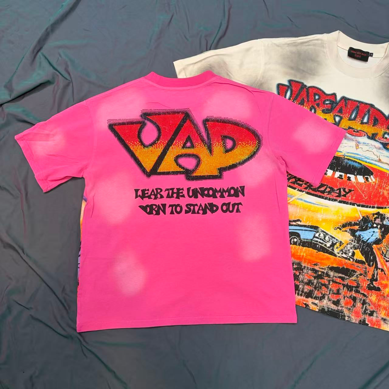VARE ALL DAY Orange Graphic Tee