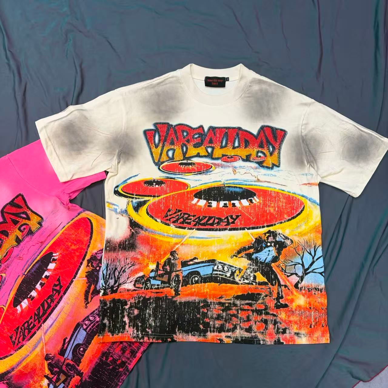 VARE ALL DAY Orange Graphic Tee