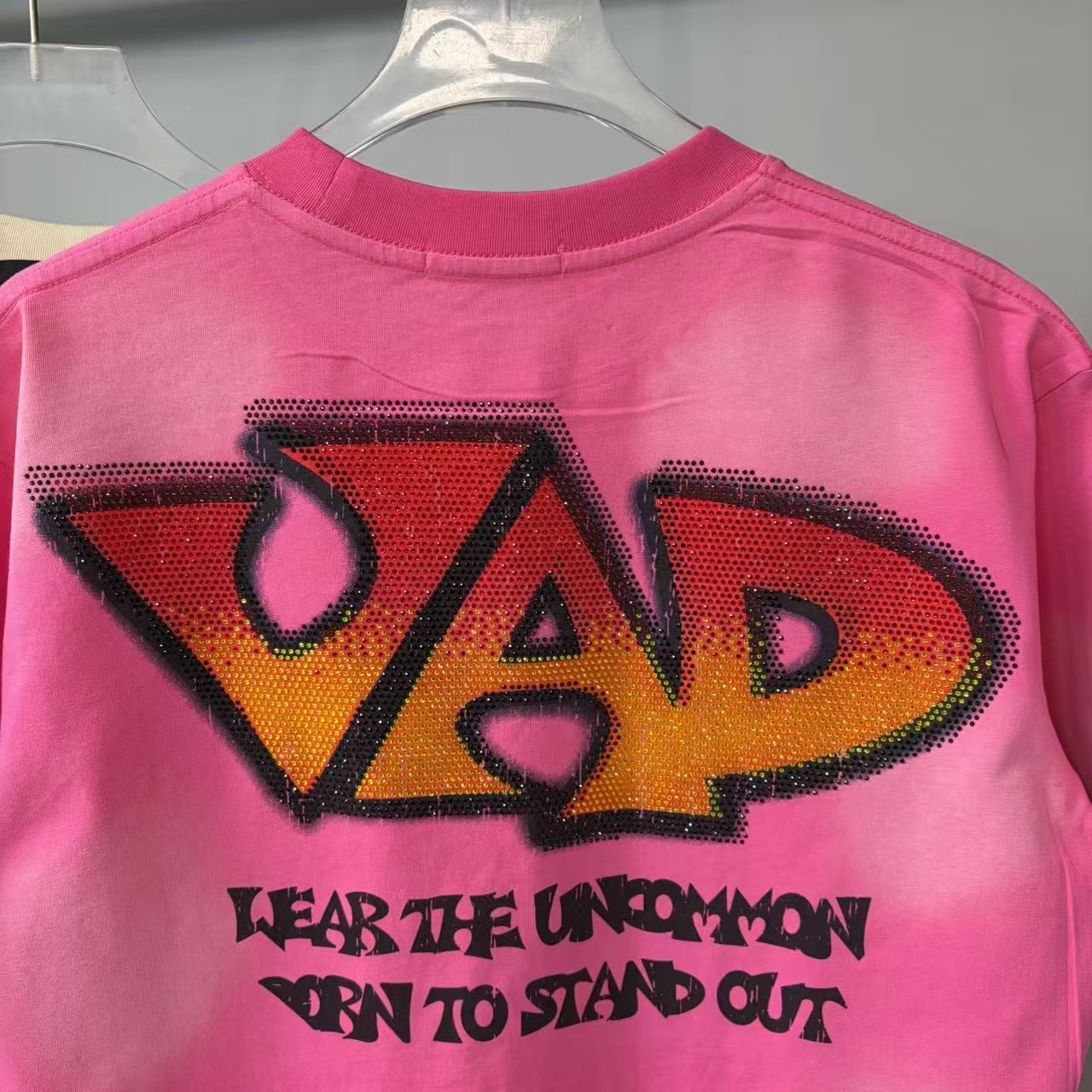 VARE ALL DAY Orange Graphic Tee