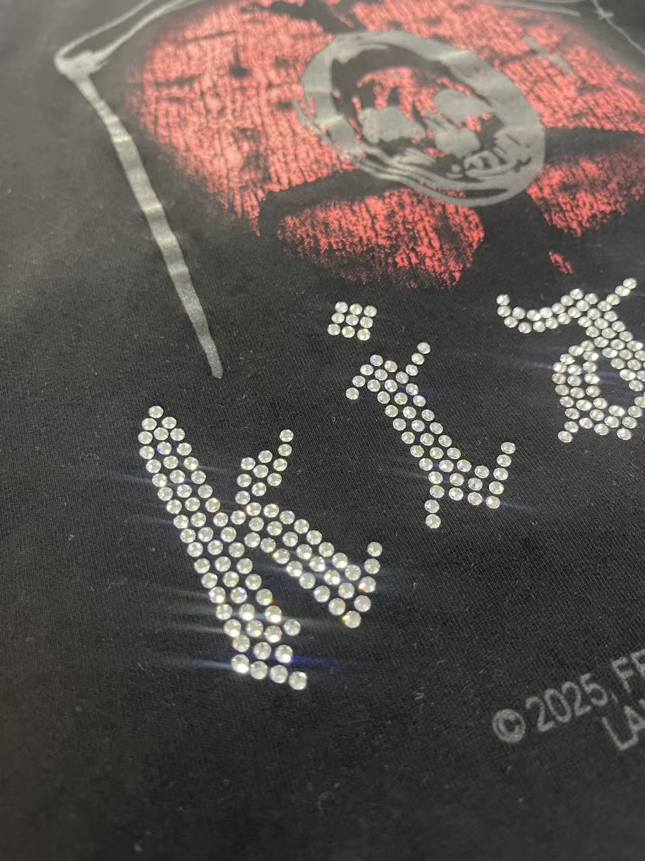 Paly Hollywood Central Symbol Graphic T-Shirt
