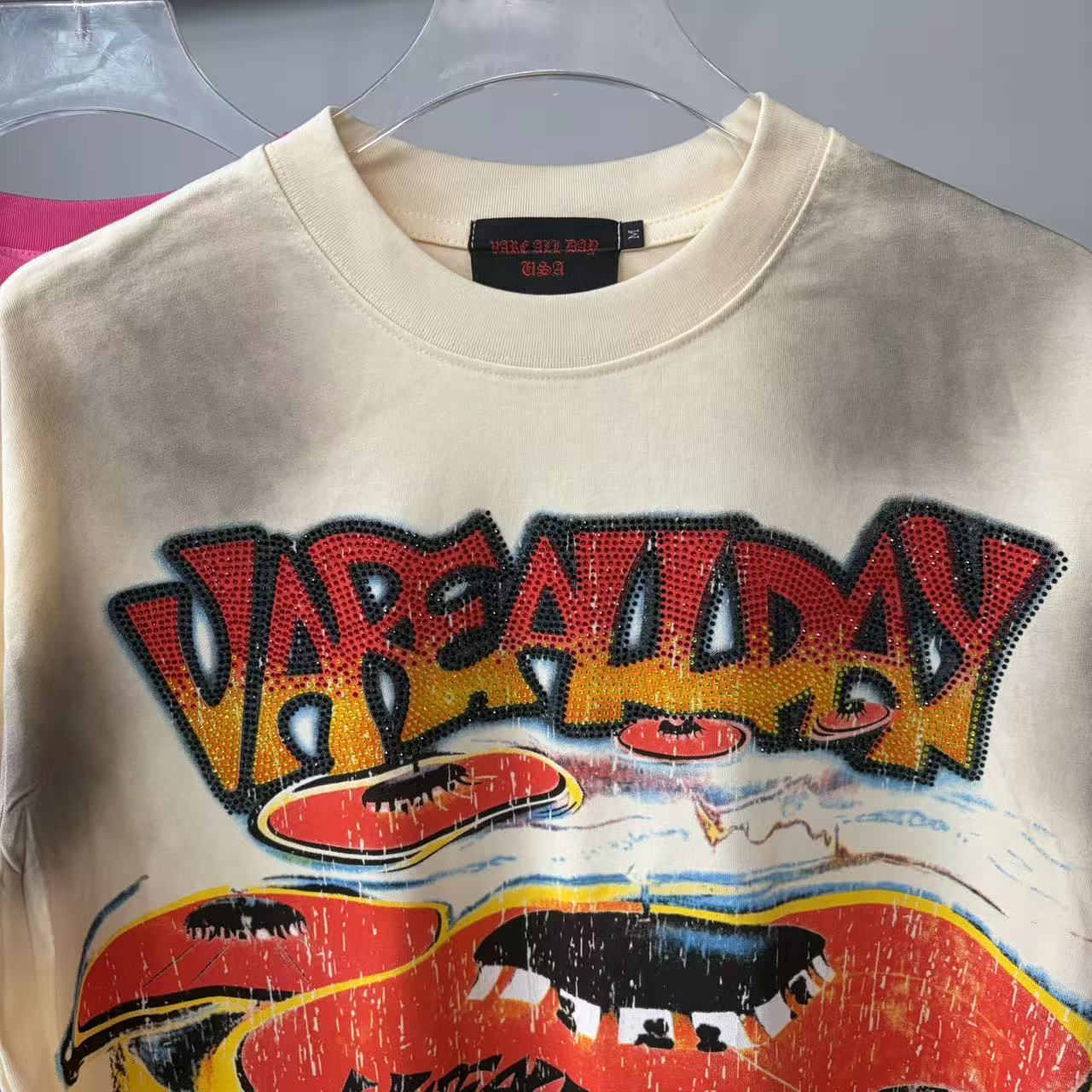 VARE ALL DAY Orange Graphic Tee