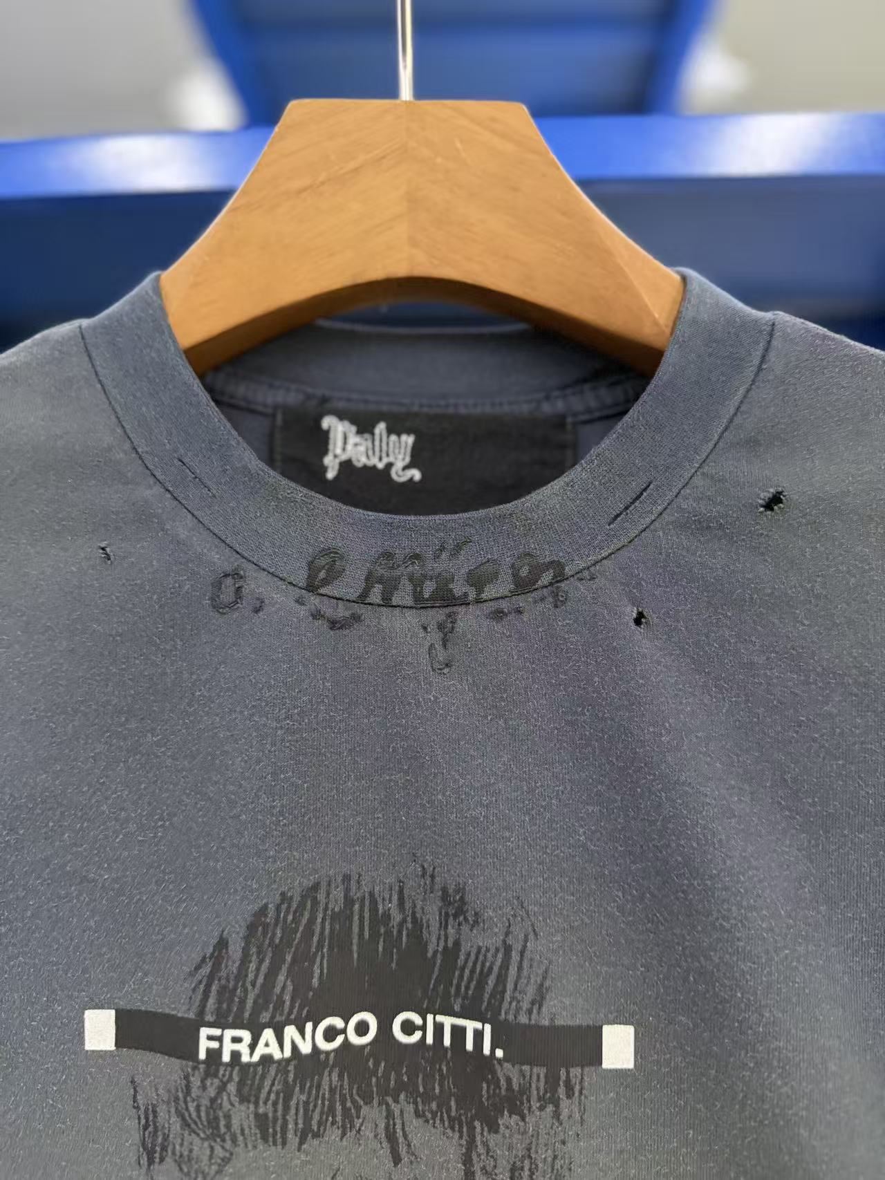 Paly Hollywood Distressed Vintage Washed T-Shirt---Washing Blue